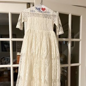 Girls lace dress (flower girl dress)